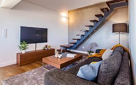 Equador Penthouse By Olala Homes
